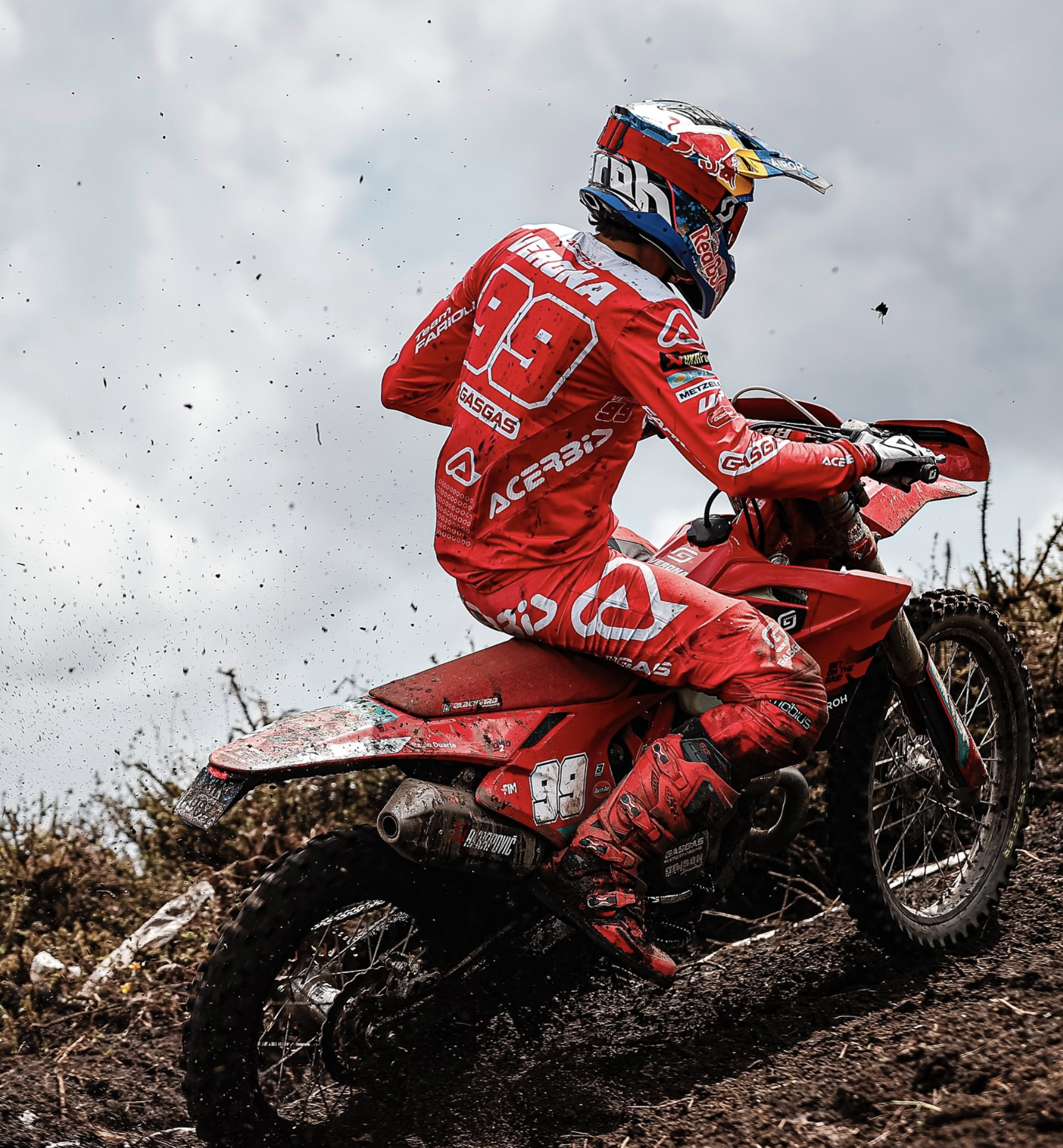 Découvrez notre rubrique Moto dédiée à la pratique de la motocross