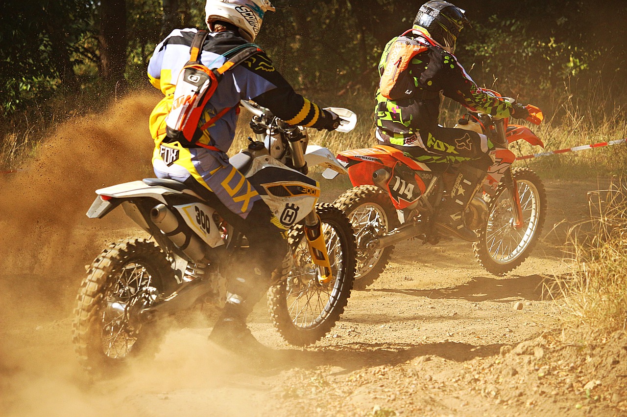 Sortie Enduro : La Checklist Ultime pour Rouler l’Esprit Libre - Creations Mx Factory Sortie Enduro : La Checklist Ultime pour Rouler l’Esprit Libre