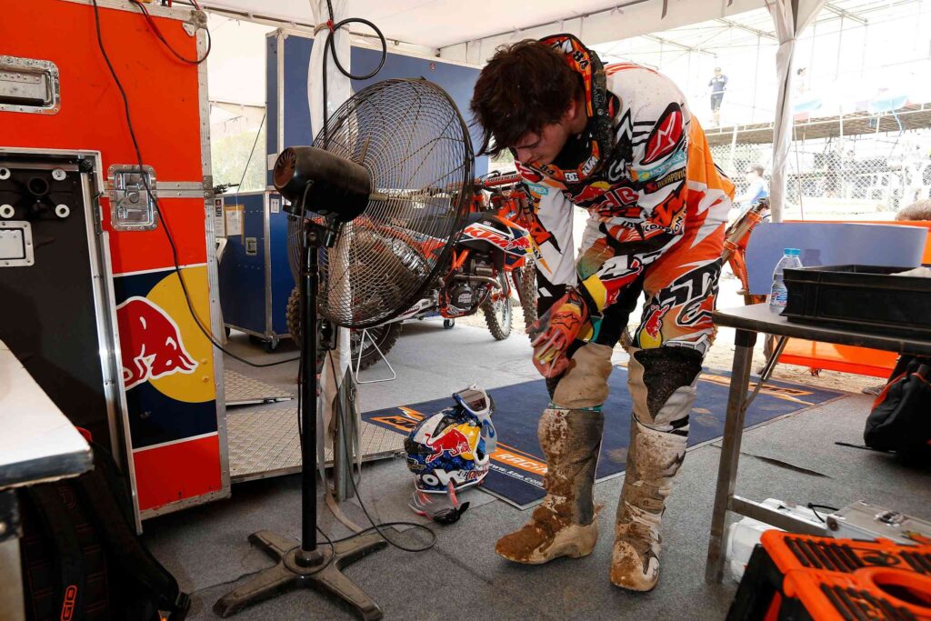 Snacks Motocross : L’Énergie à Emporter Toute la Journée
