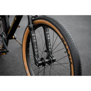Leader Fox Dirt Parade 26 2026 – VTT Dirt Noir Brillant Taille L - Creations Mx Factory VTT Dirt 26 Leader Fox Dirt Parade 2026 noir brillant taille L freins hydrauliques à disque