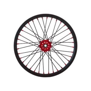 NRTeam – Roue Complète Avant 21x1.60 Rouge Honda CRF 450 R 2002-2026 - Creations Mx Factory La roue avant NRTeam 21x1.60 rouge pour Honda CRF 450 R 2002-2026 associe une jante GLM aluminium 7050 noire, un moyeu aluminium anodisé rouge, des rayons inox noirs et des nipples Ergal. Livrée complète avec roulements, entretoises et bande de protection pour nipples, prête à être installée.